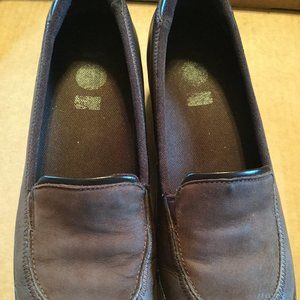 Merrell leather shoes brown size 7.5